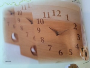 人気の贈呈品〝三連時計”｜横浜　元町　ウエディングサロン